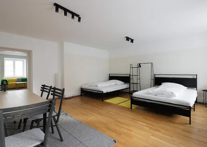 דירה Crown Apartments! Urban Loft Near Naschmarkt! *